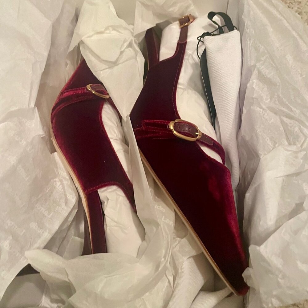 Larroude Ines Pump 8 Red Wine Velvet